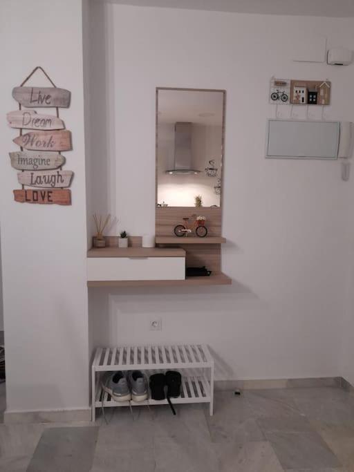 Encantador Apartamento Residencial Con Piscina ตอร์เรโมลิโนส ภายนอก รูปภาพ