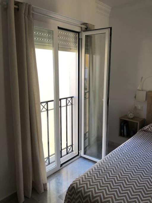 Encantador Apartamento Residencial Con Piscina ตอร์เรโมลิโนส ภายนอก รูปภาพ