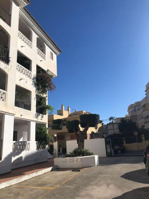 Encantador Apartamento Residencial Con Piscina ตอร์เรโมลิโนส ภายนอก รูปภาพ