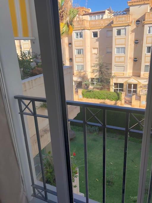 Encantador Apartamento Residencial Con Piscina ตอร์เรโมลิโนส ภายนอก รูปภาพ